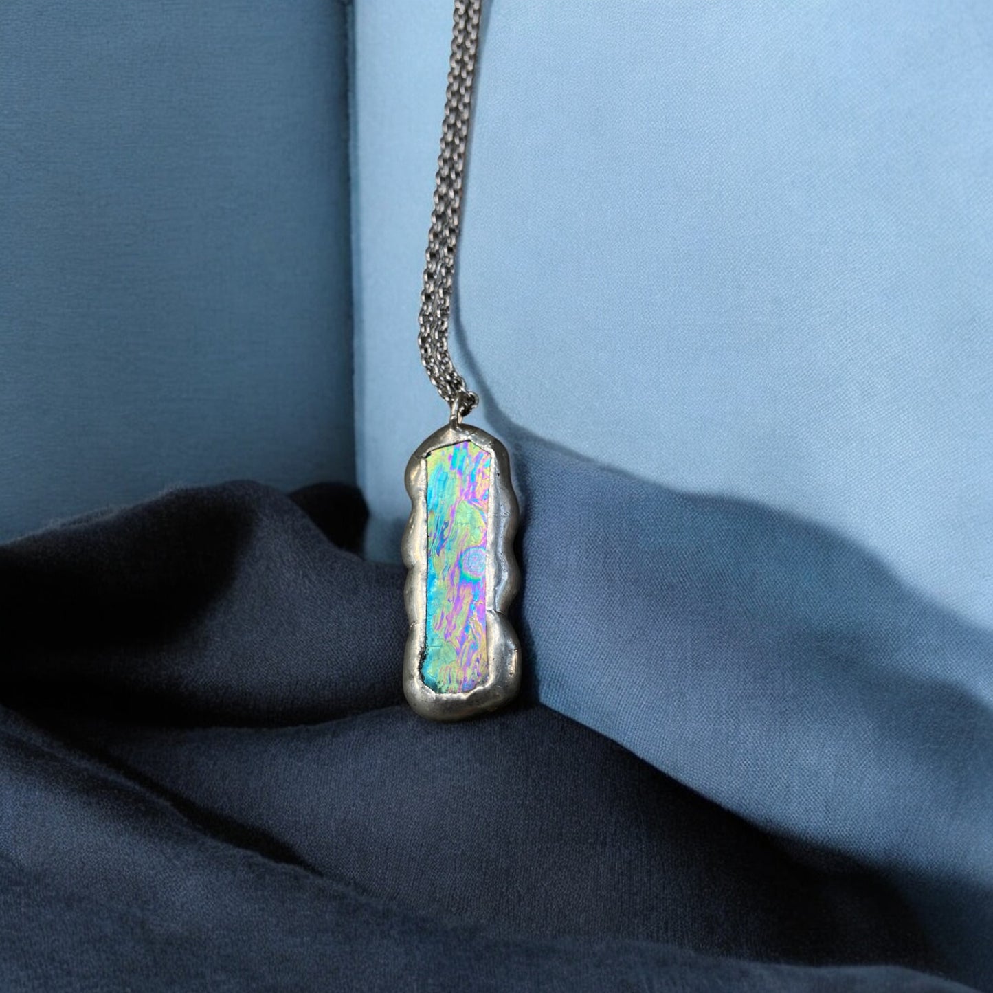 Horizon Portal | Iridescent Stained Necklace