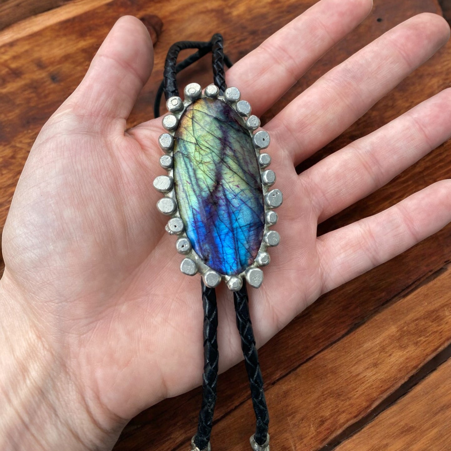 Labradorite Chant Bolo Tie